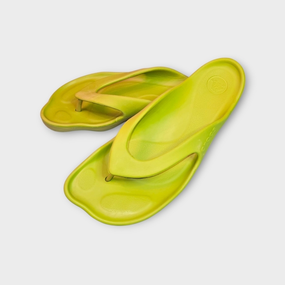 CROCS Womens Lime Green Sandals Flip Flops Size 8‎ Ladies Crocs Toe Post Sandals - Picture 6 of 7